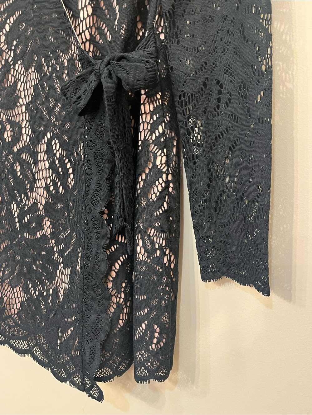 Lilly Pulitzer black lace romper wrap skort long sleeve zip closure. Small - Picture 4 of 8